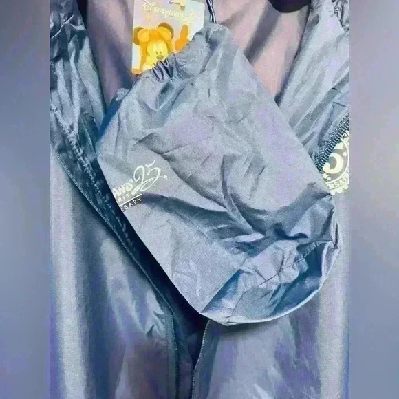 Disney Paris 25th Anniversary windbreaker, s large - Picture 5 of 5